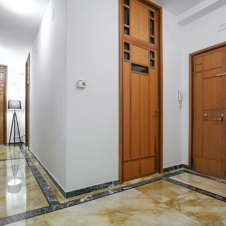 Starhost - Golden Apartments Салерно Экстерьер фото